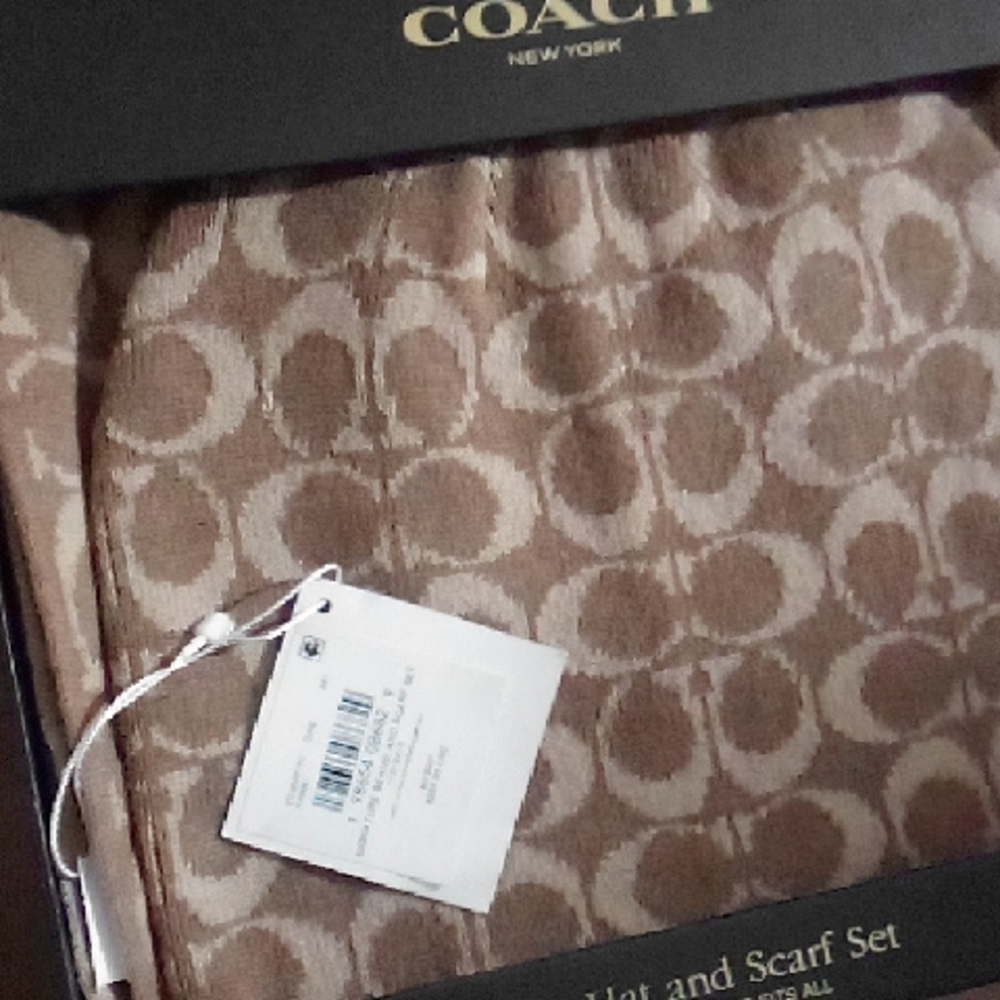 Coach Tan Hat and Scarf Set - Picture 3 of 3